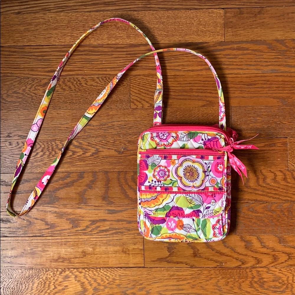 Vera Bradley Medium crossbody bag